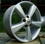 R17 5x114<br />
Автомобиль: Nissan Juke, Nissan Qashqai, Nissan X-Trail, Mitsubishi Outlander <br />
В наличии: 4 шт<br />
Цена: 2500 руб.